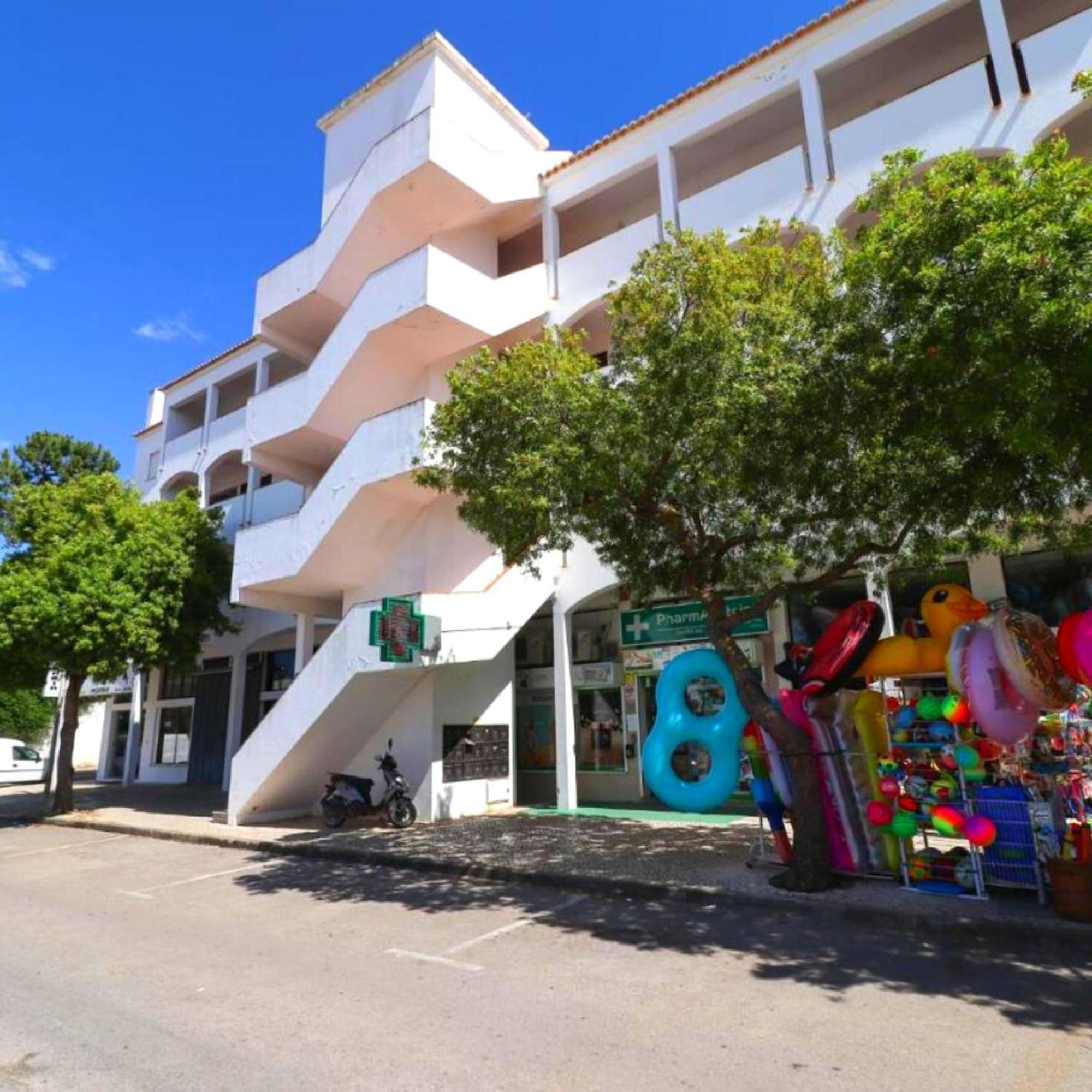 Casa Falesia T2 - Garden View - 5 Min From The Beach - Wifi Olhos de Αgua Εξωτερικό φωτογραφία