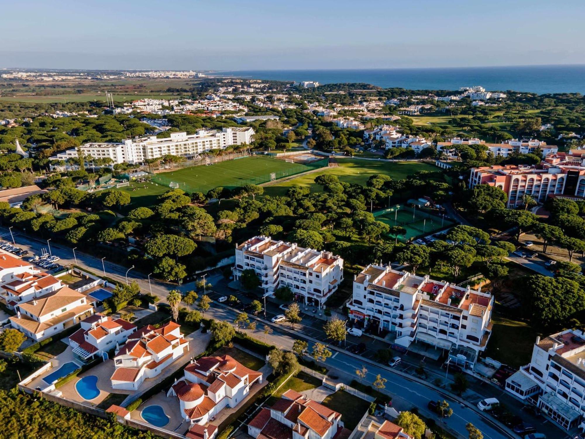 Casa Falesia T2 - Garden View - 5 Min From The Beach - Wifi Olhos de Αgua Εξωτερικό φωτογραφία